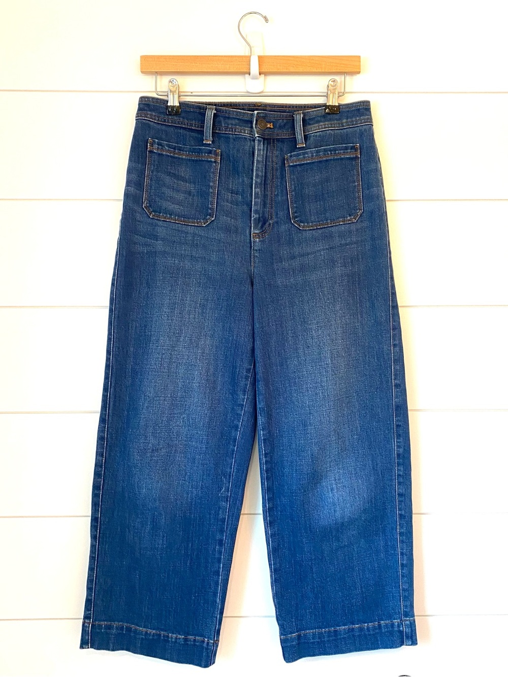 TALBOTS “high-waist wide crop” jeans. (6)